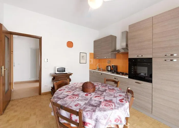 Achilla 1 * Torri Del Benaco